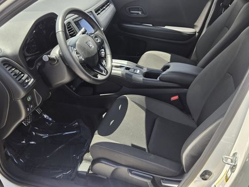 Certified 2021 Honda HR-V Sport image 11