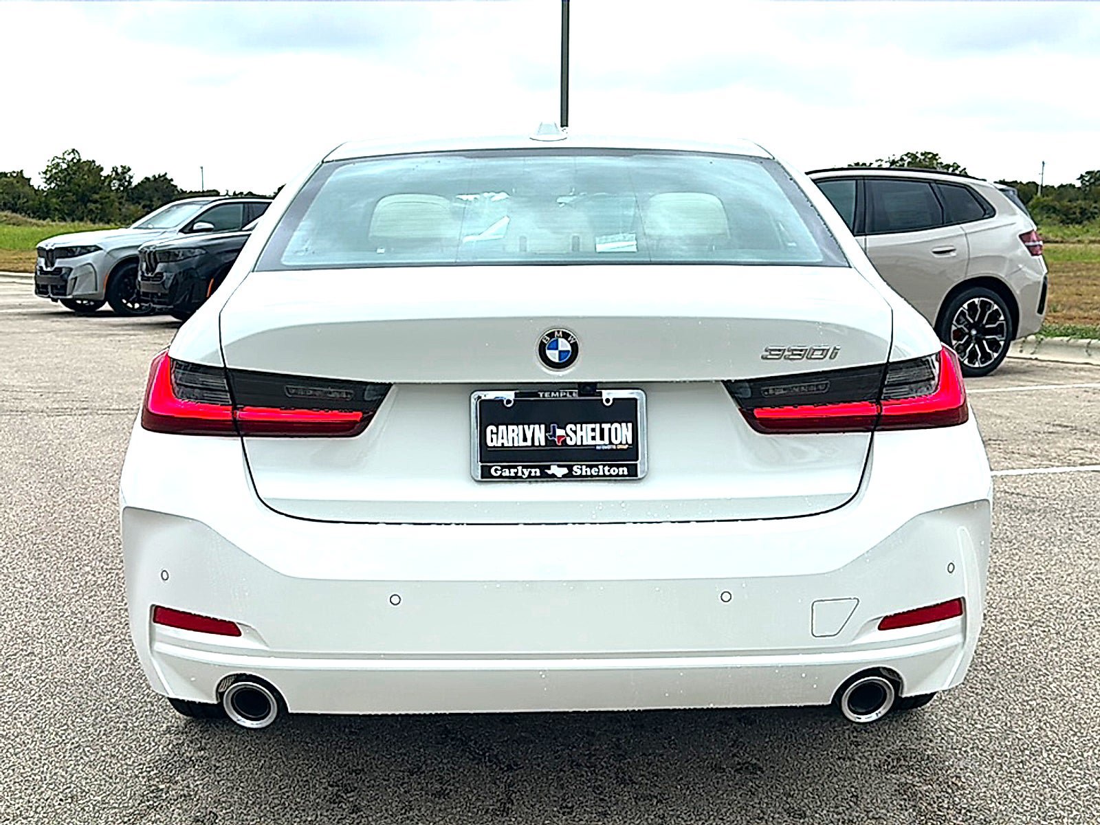 New 2026 BMW 330i Sedan w/ Premium Package RWD image 7