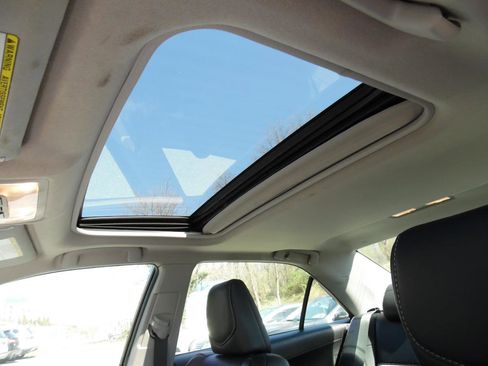 Used 2012 Toyota Camry SE image 14