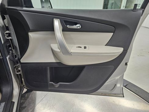 Used 2008 GMC Acadia SLE w/ Preferred Package image 37