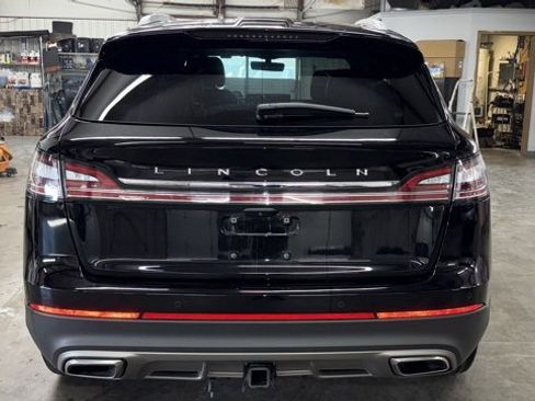 Used 2023 Lincoln Nautilus Reserve w/ Equipment Group 202A image 6