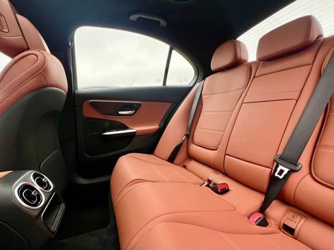 Certified 2026 Mercedes-Benz C 300 4MATIC Sedan image 33