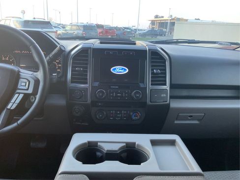 Used 2017 Ford F150 XLT w/ Equipment Group 302A Luxury image 16