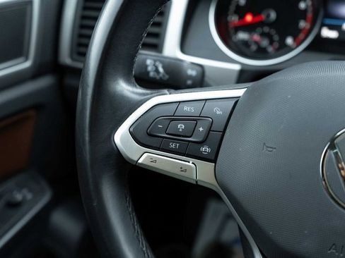 Used 2021 Volkswagen Atlas SE image 19