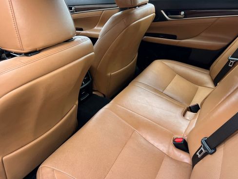 Used 2014 Lexus GS 350 w/ Premium Package RWD image 4