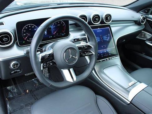 Used 2024 Mercedes-Benz C 300 4MATIC Sedan image 17
