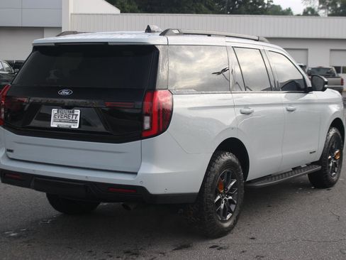 Used 2025 Ford Expedition Tremor AWD/4WD image 7