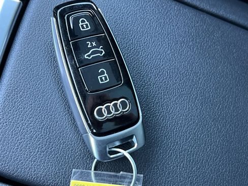 Used 2023 Audi e-tron GT Premium Plus w/ Performance Package image 27