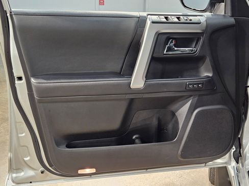 Certified 2024 Toyota 4Runner Limited AWD/4WD image 20