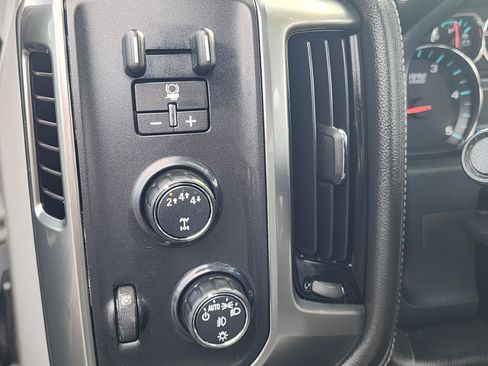 Used 2018 Chevrolet Silverado 2500 LTZ w/ Duramax Plus Package image 19