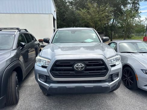 Used 2019 Toyota Tacoma SR w/ SX Package RWD image 2
