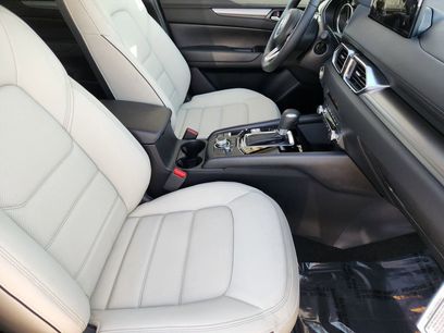 New 2025 MAZDA CX-5 AWD 2.5 S w/ Preferred Package