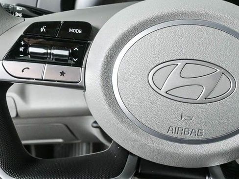 New 2026 Hyundai Elantra SE image 21