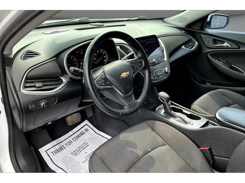 Used 2023 Chevrolet Malibu RS w/ LPO, Floor Liner Package image 15