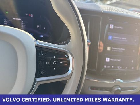 Certified 2023 Volvo XC60 B5 Ultimate w/ Climate Package image 23