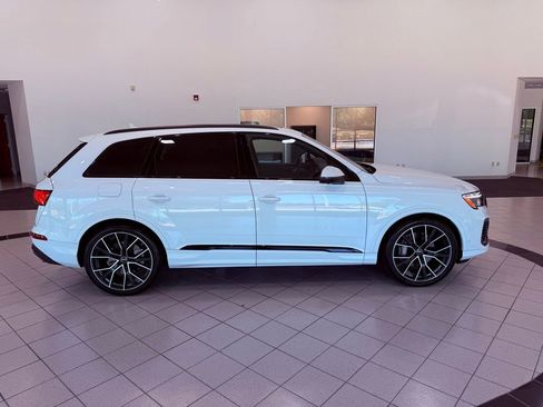 Used 2025 Audi Q7 3.0T Prestige AWD/4WD image 20