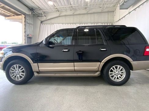Used 2013 Ford Expedition XLT RWD image 26