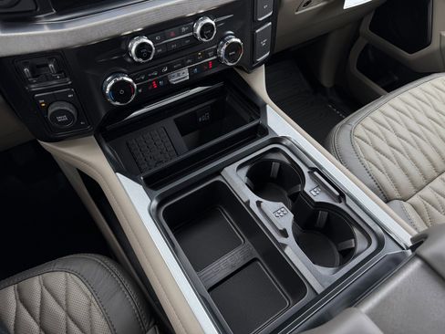 Used 2026 Ford F450 Platinum w/ Platinum Plus Package image 59