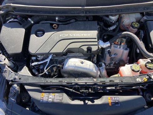 Used 2018 Chevrolet Volt Premier w/ Driver Confidence Package image 25