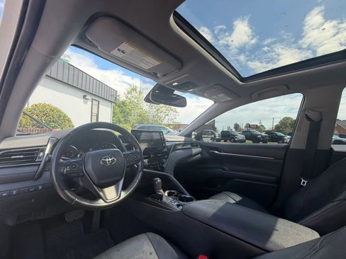 Used 2021 Toyota Camry XSE image 26