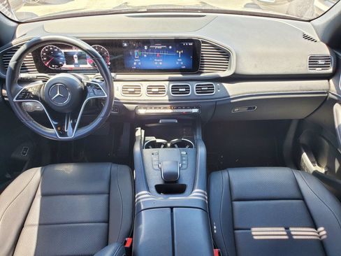 Used 2025 Mercedes-Benz GLE 450 4MATIC image 13