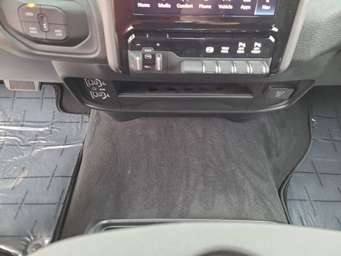 New 2026 RAM 2500 Tradesman image 25