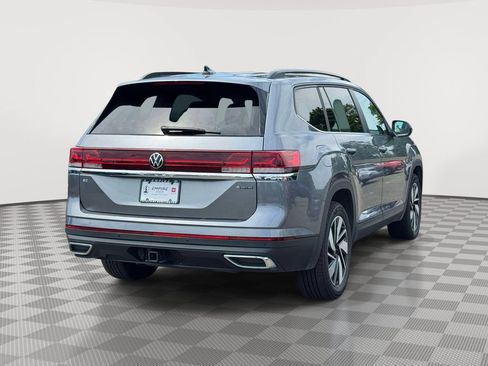 Used 2024 Volkswagen Atlas SE AWD/4WD image 4