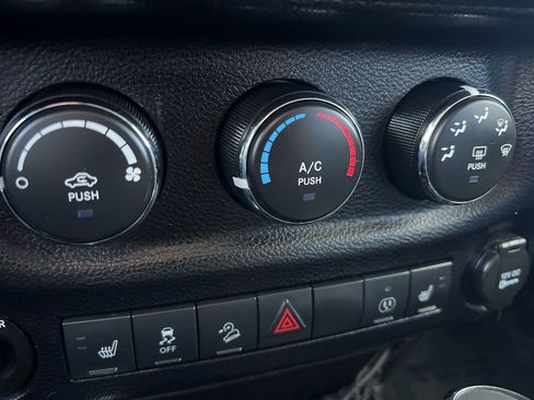 Used 2013 Jeep Wrangler Moab AWD/4WD image 22