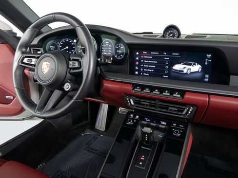 Certified 2023 Porsche 911 Targa 4S image 36