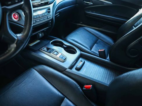 Used 2022 Honda Pilot Special Edition image 27