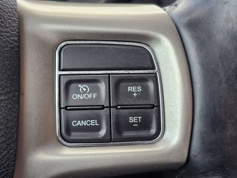 Used 2018 RAM 2500 Laramie w/ Convenience Group AWD/4WD image 17