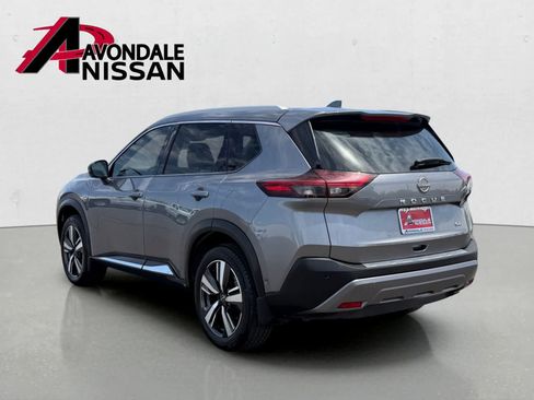 Certified 2023 Nissan Rogue SL w/ SL Premium Package FWD image 4