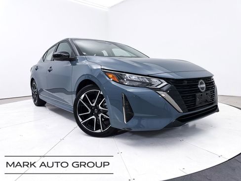 Used 2024 Nissan Sentra SR w/ Trunk Package image 1