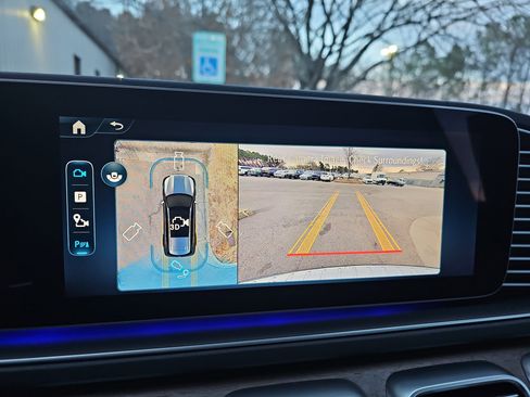 New 2026 Mercedes-Benz GLS 450 4MATIC image 26