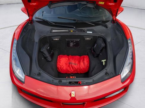 Used 2017 Ferrari 488 Spider RWD image 33
