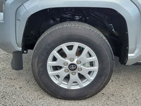 Used 2024 Toyota Tacoma SR5 image 6