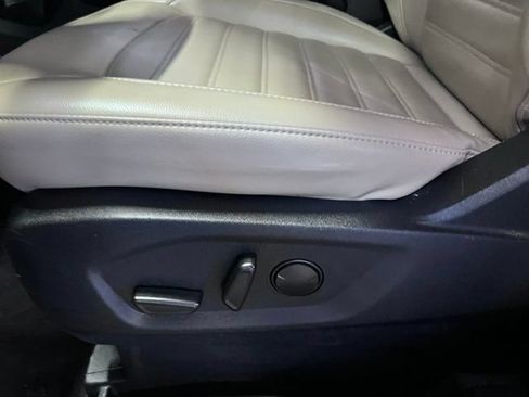 Used 2024 Ford Edge SEL AWD/4WD image 21