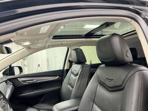 Used 2019 Cadillac XT5 Luxury AWD/4WD image 19