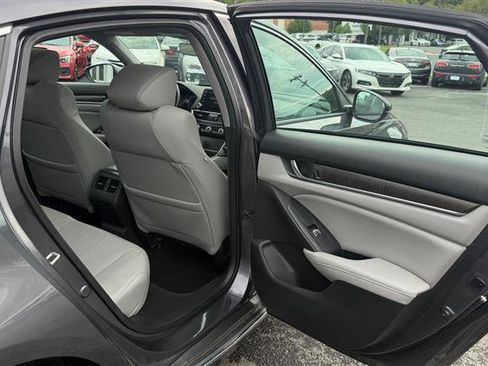 Used 2018 Honda Accord EX-L image 37
