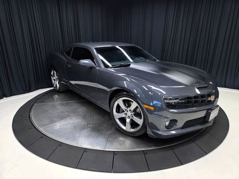 Used 2010 Chevrolet Camaro SS w/ RS Package RWD image 16