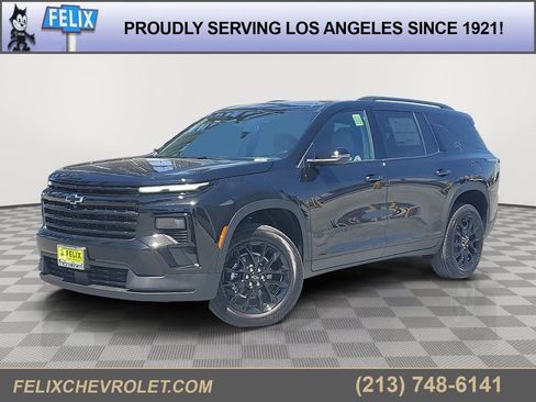 New 2026 Chevrolet Traverse LT w/ Midnight/Sport Edition FWD image 1