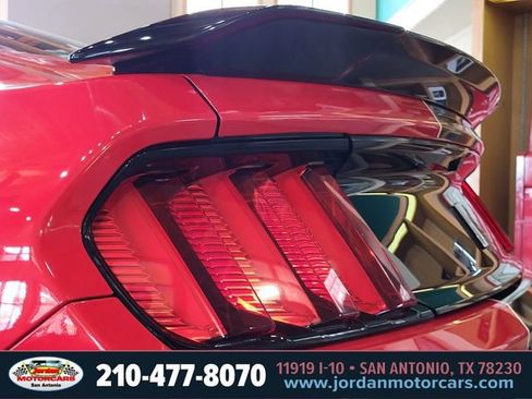 Used 2017 Ford Mustang Shelby GT350 image 9