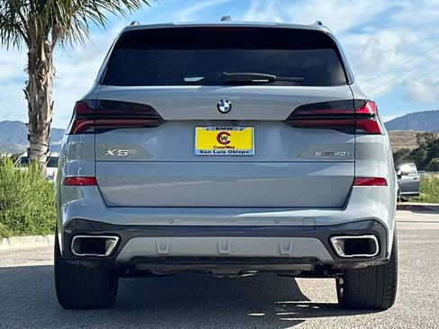 Used 2024 BMW X5 sDrive40i w/ M Sport Package image 4