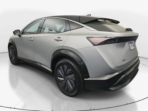 Used 2023 Nissan Ariya FWD image 7