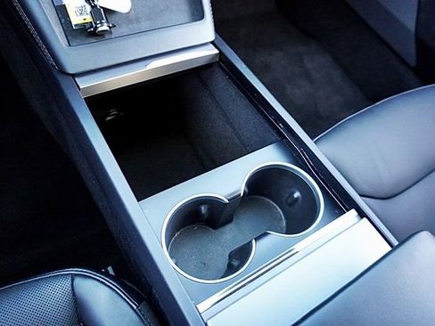 Used 2024 Tesla Model 3 Standard Range image 35