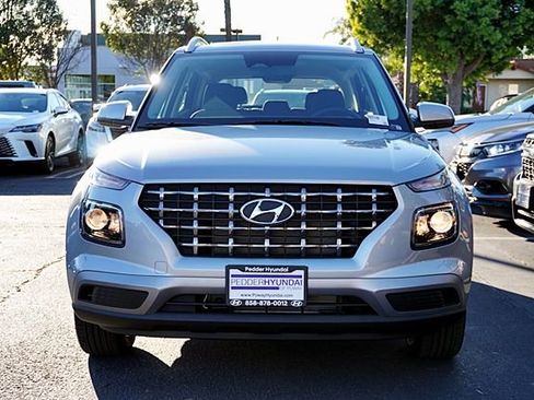New 2026 Hyundai Venue SEL image 5