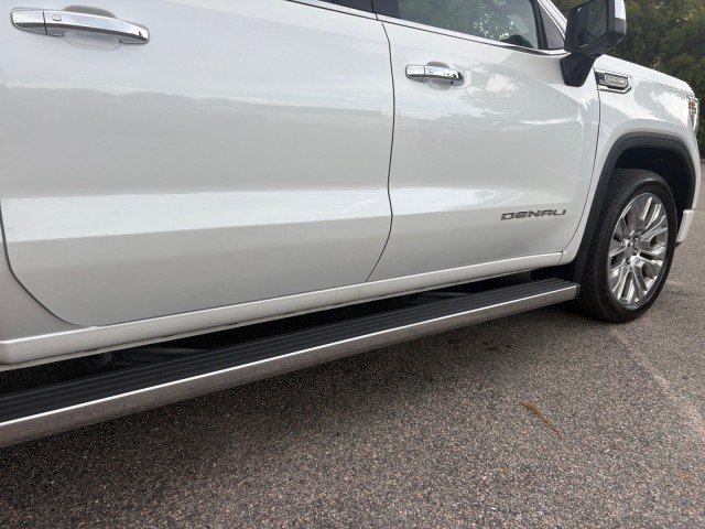 Used 2021 GMC Sierra 1500 Denali w/ Denali Premium Package AWD/4WD image 16