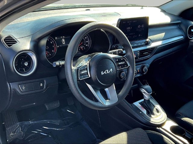 Certified 2023 Kia Forte LXS FWD image 16