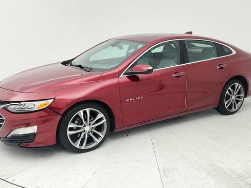 Used 2019 Chevrolet Malibu Premier w/ Sun and Wheel Package FWD image 3