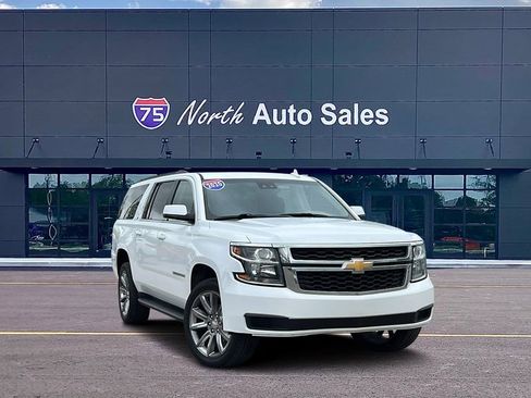 Used 2020 Chevrolet Suburban LT image 1